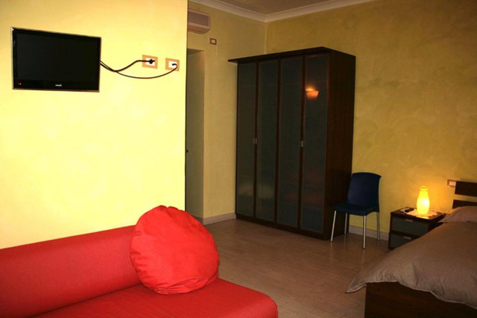 Couette-café Rainbow Naples
